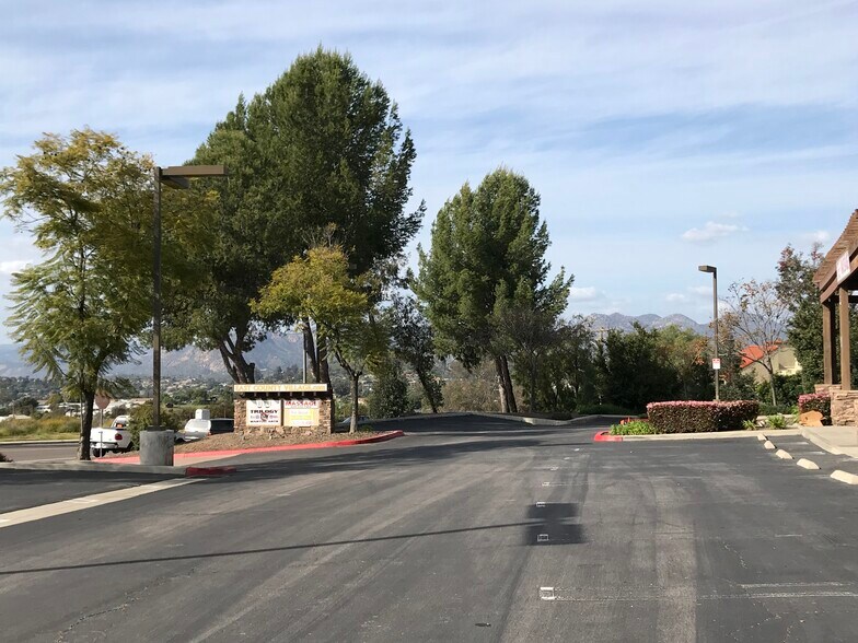 More Photos Of 13687 Camino Canada, El Cajon Unknown For Lease