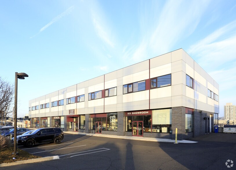 More Photos Of 330 Fairfield Ave, Stamford Light Distribution For Lease