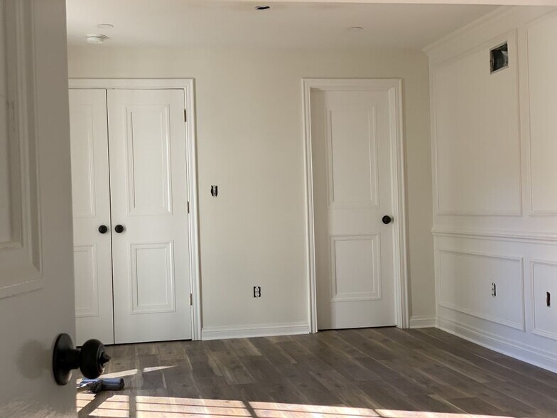 More Photos Of 23 Woodland Rd, Madison Office Residential For Lease
