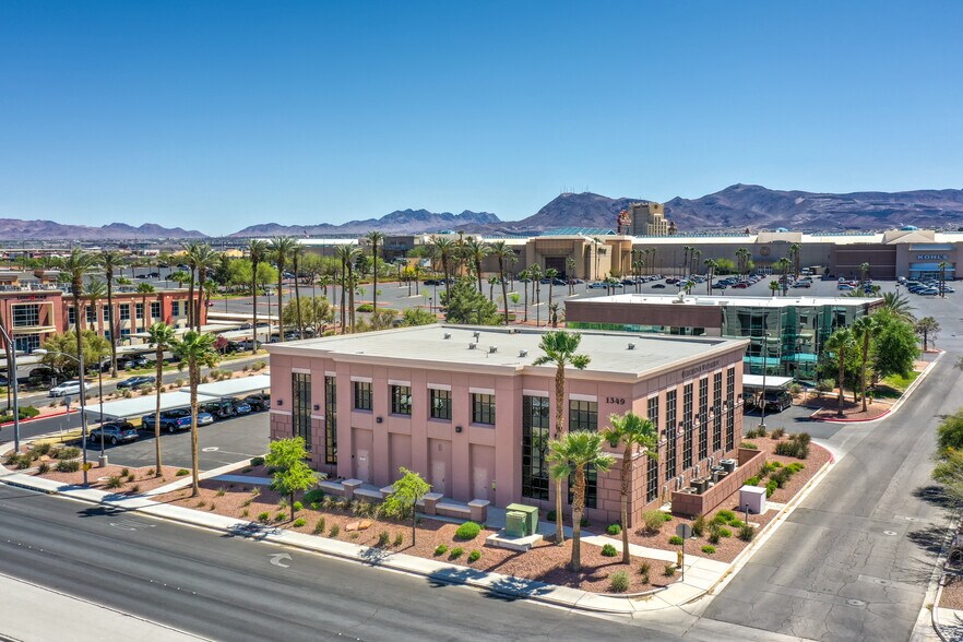 More Photos Of 1349 Galleria Dr, Henderson Office Residential For Lease
