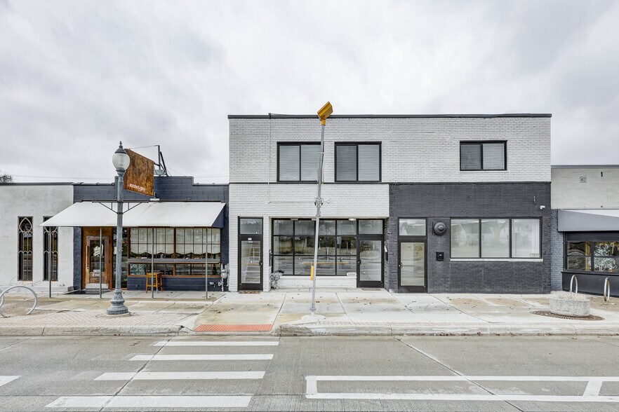 Primary Photo Of 23831-23833 John R Rd, Hazel Park Storefront Retail Residential For Lease