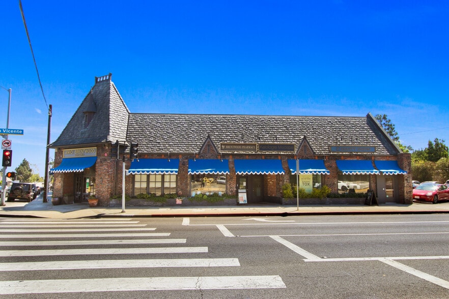 More Photos Of 2528-2538 San Vicente Blvd, Santa Monica Storefront For Lease