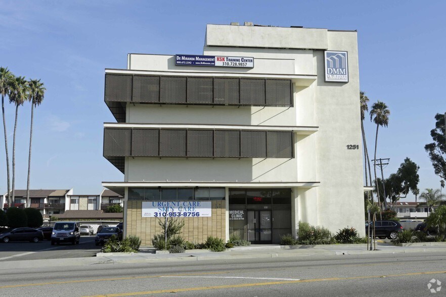 1251 W Redondo Beach Blvd, Gardena, CA 90247 Medical Office For Lease