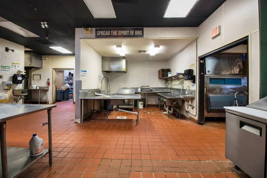 More Photos Of 1152 Tamiami Trl, Port Charlotte Restaurant For Sale