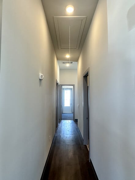 More Photos Of 525 Shiloh Rd, Plano Unknown For Lease