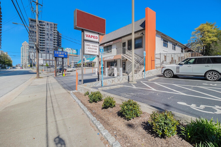 More Photos Of 324 E Paces Ferry Rd NE, Atlanta Storefront Retail Office For Sale