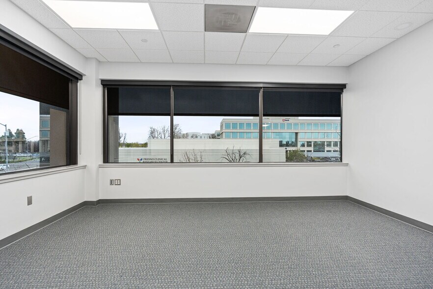 More Photos Of 7060 N Fresno St, Fresno Office For Sale