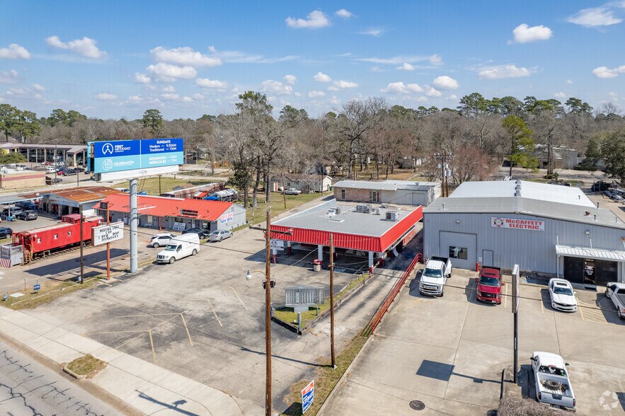 More Photos Of 1612 N Frazier St, Conroe Fast Food For Sale