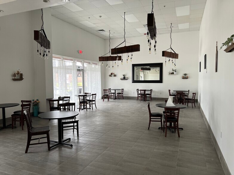 More Photos Of 25115 Gosling Rd, Spring Restaurant For Sale