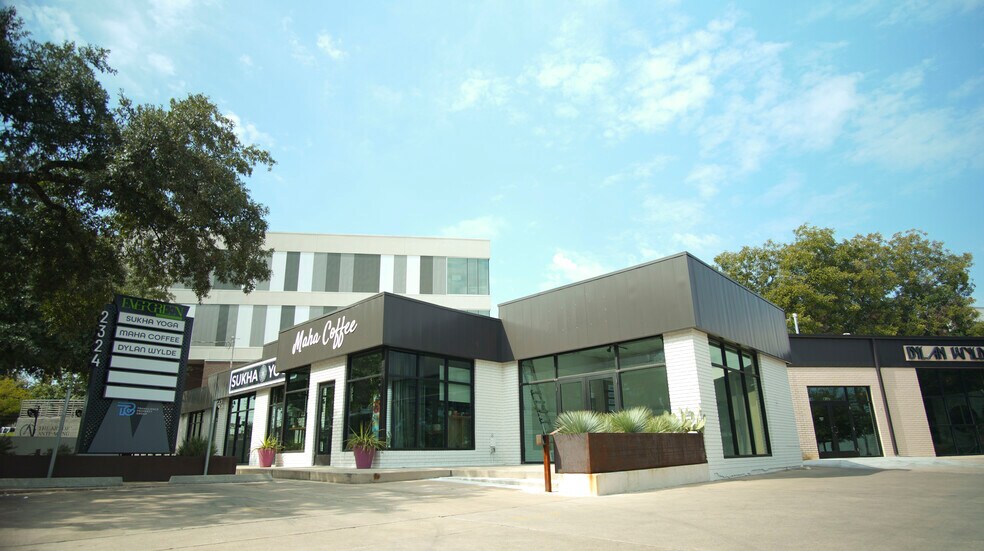 More Photos Of 2324 S Lamar Blvd, Austin Unknown For Lease