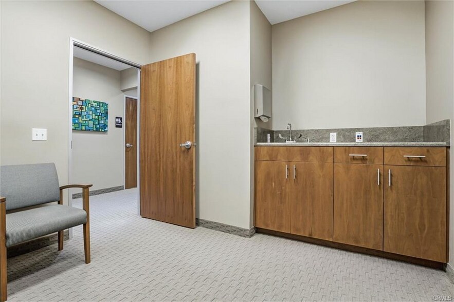 More Photos Of 699 California Blvd, San Luis Obispo Medical For Sale