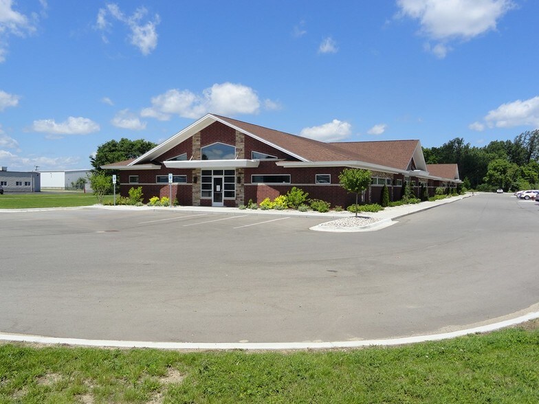 More Photos Of 4639 Packard Rd, Mount Pleasant Office For Sale