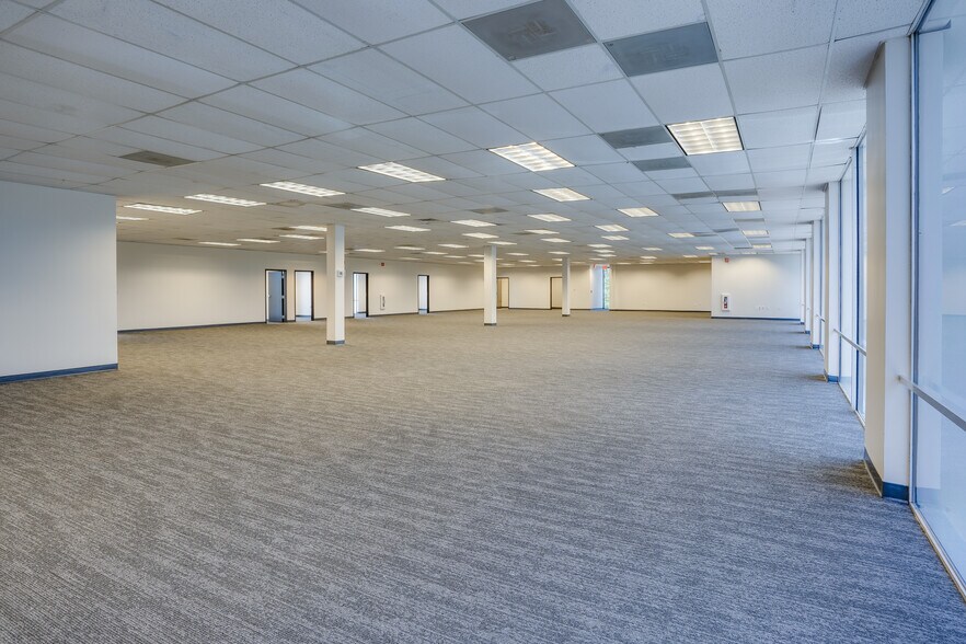 More Photos Of 1321 Executive Center Dr, Tallahassee Office Residential For Sale