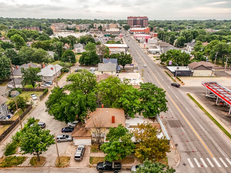 More Photos Of 2808 E Douglas Ave, Wichita Storefront Retail Office For Sale