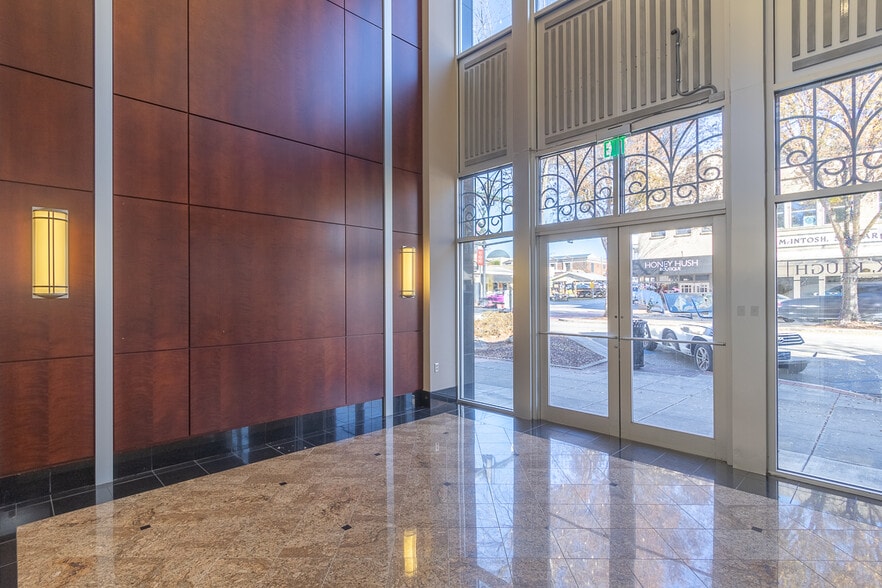 More Photos Of 129 N Main St, Anderson Office For Lease