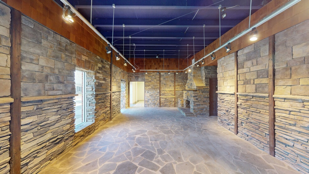 More Photos Of 121 Holt Industrial Cir, Acworth Warehouse For Sale