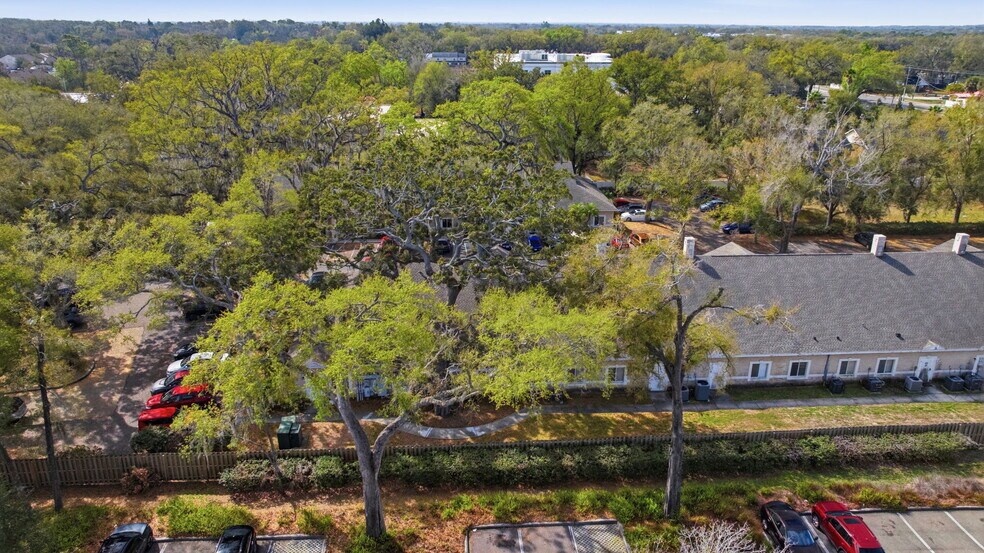 More Photos Of 605 Medical Care Dr, Brandon Medical For Sale