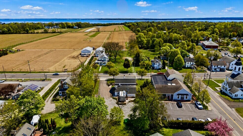 More Photos Of 1612 Main Rd, Riverhead Freestanding For Sale