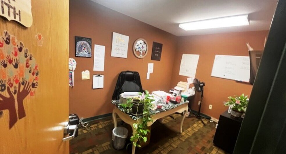 More Photos Of 1100 Salem Ave, Dayton Medical For Sale