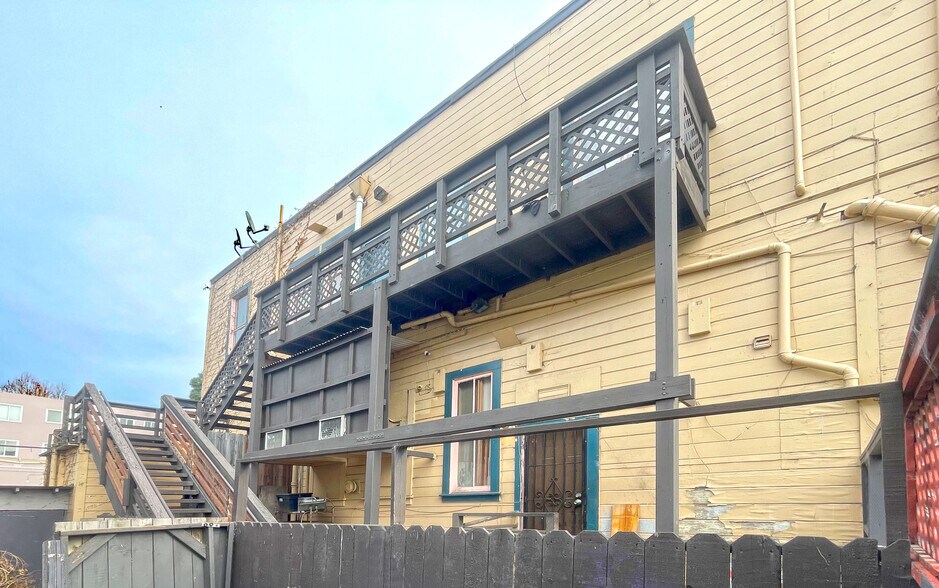 More Photos Of 1015-1027 University Ave, Berkeley Apartments For Sale