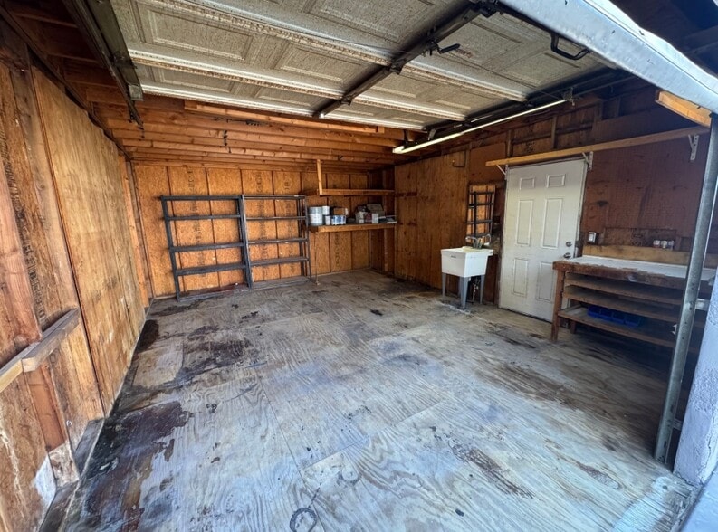 More Photos Of 3711 W Vegas Dr, Las Vegas Office For Lease