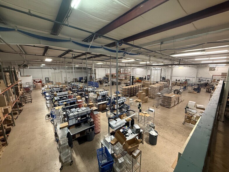 More Photos Of 126 Kirkland Cir, Oswego Warehouse For Lease