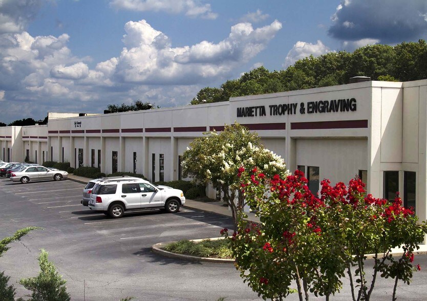 More Photos Of 1400 S Marietta Pky SE, Marietta Unknown For Lease