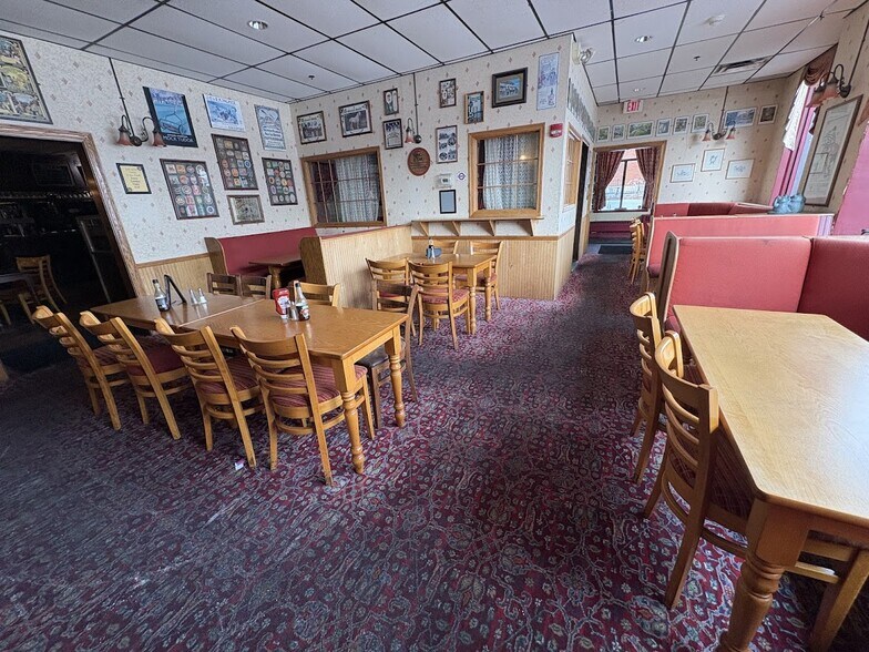 More Photos Of 277 Alexander St, Rochester Office Residential For Sale