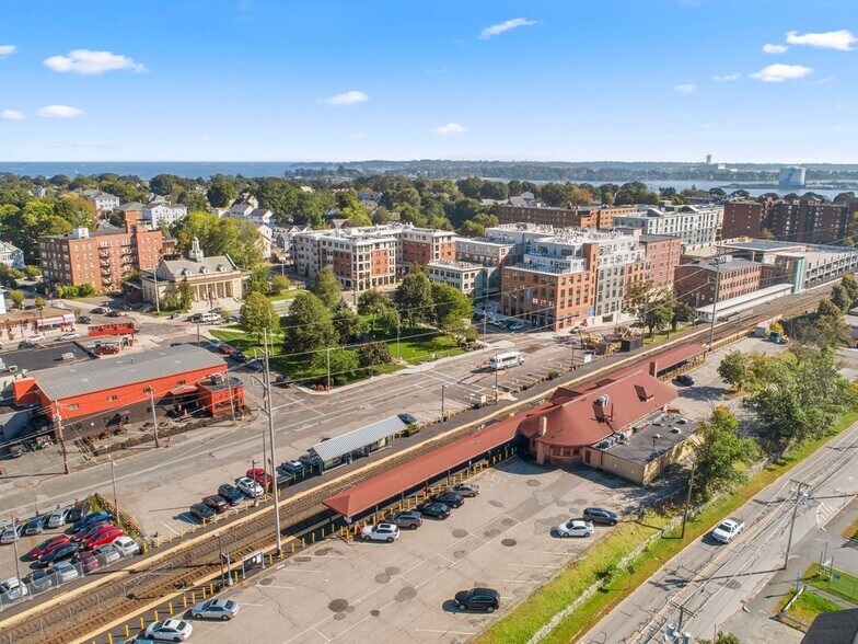 More Photos Of 131 Rantoul St, Beverly Apartments For Lease