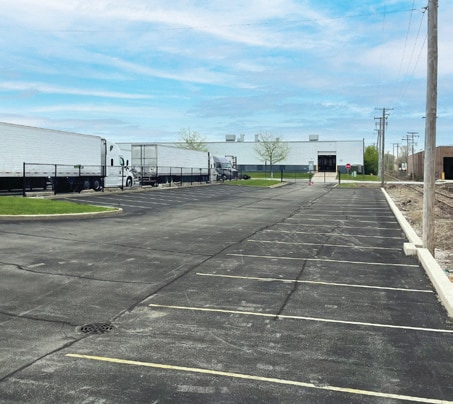 More Photos Of 2101 Arthur Ave, Elk Grove Village Manufacturing For Lease
