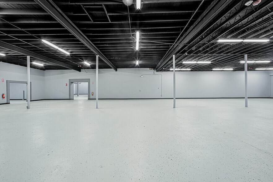 More Photos Of 102 S Shaver St, Pasadena Warehouse For Lease