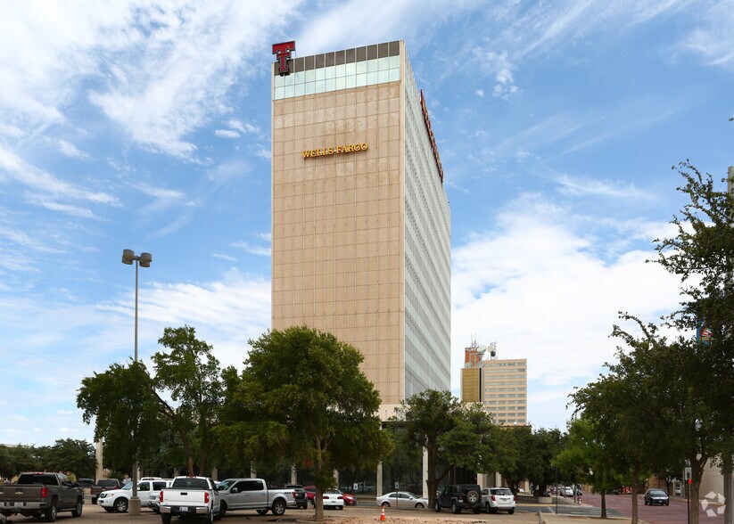 Primary Photo Of 1500 Broadway St, Lubbock Office For Lease
