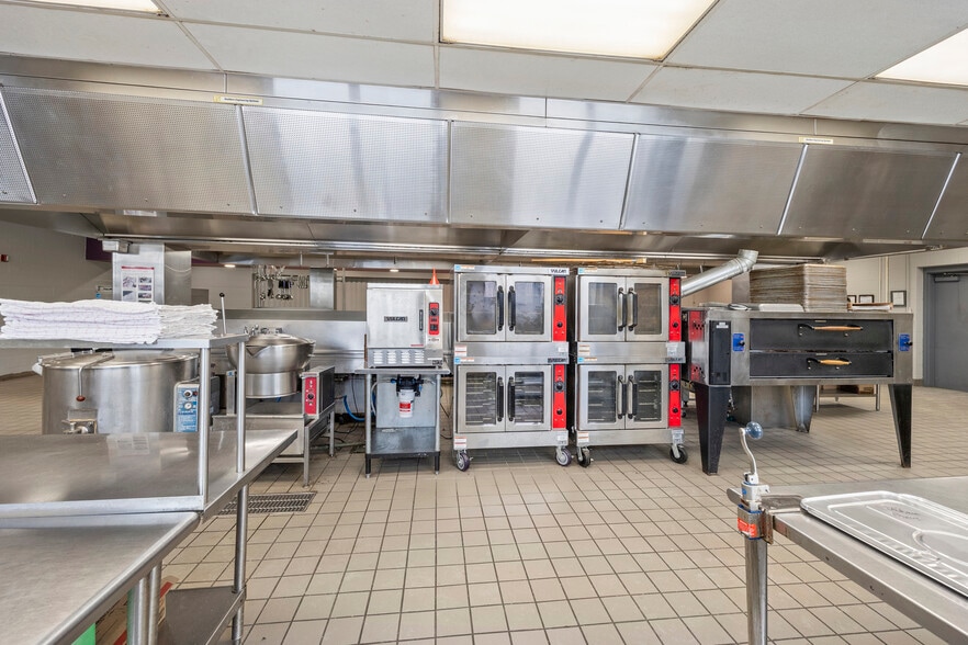 More Photos Of 13640 State Route 22, Canaan Office For Sale