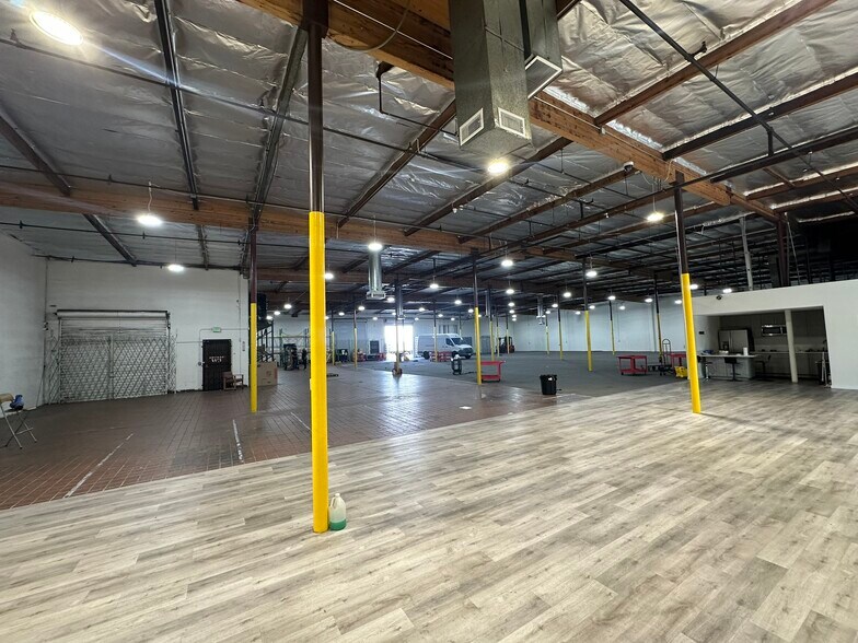 More Photos Of 8728 Utica Ave, Rancho Cucamonga Warehouse For Lease