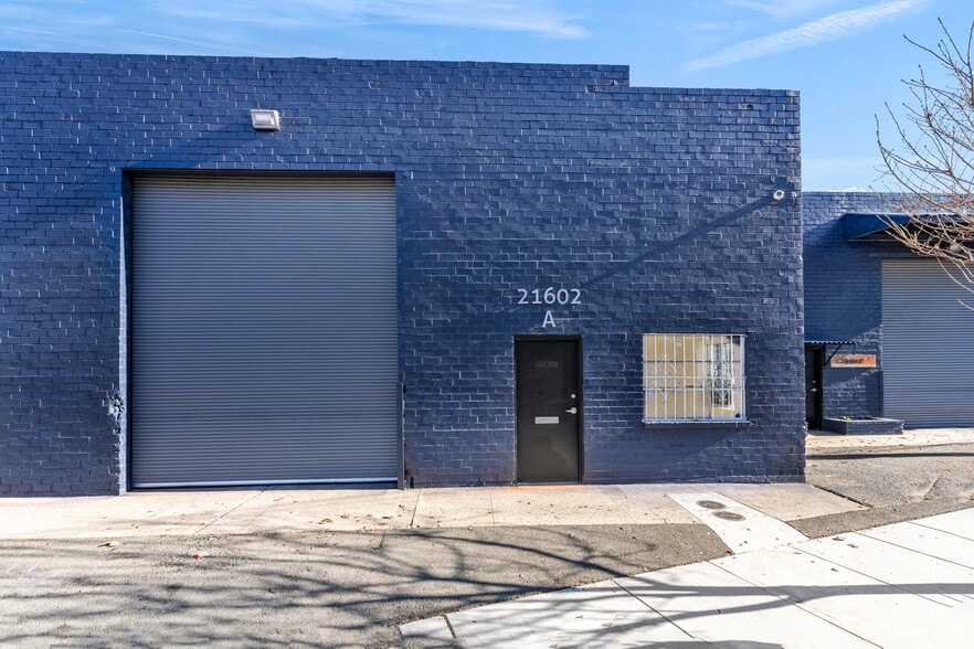 More Photos Of 21602-21612 Western Blvd, Hayward Service For Lease