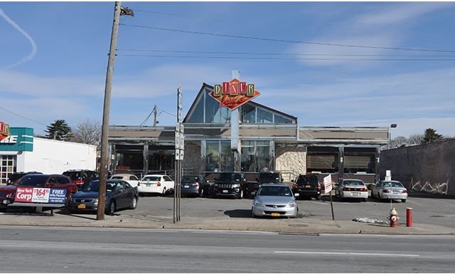 Primary Photo Of 4011 Hempstead Tpke, Bethpage Restaurant For Sale