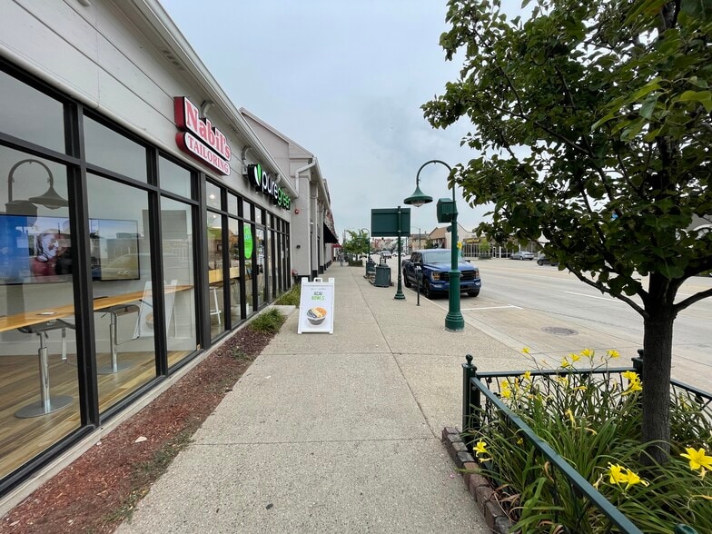 More Photos Of 205 S Main St, Rochester Storefront For Lease