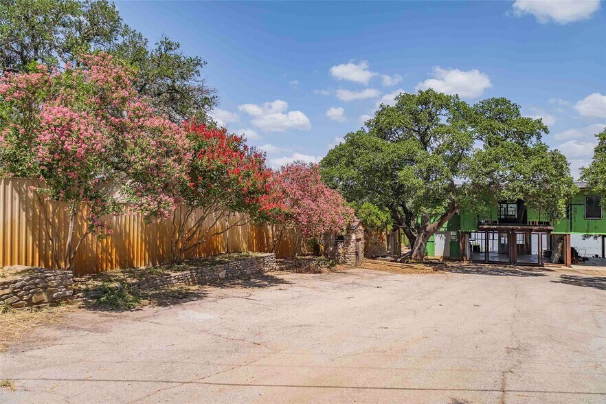 More Photos Of 325 Eagle Rest Ln, Burnet Marina For Sale