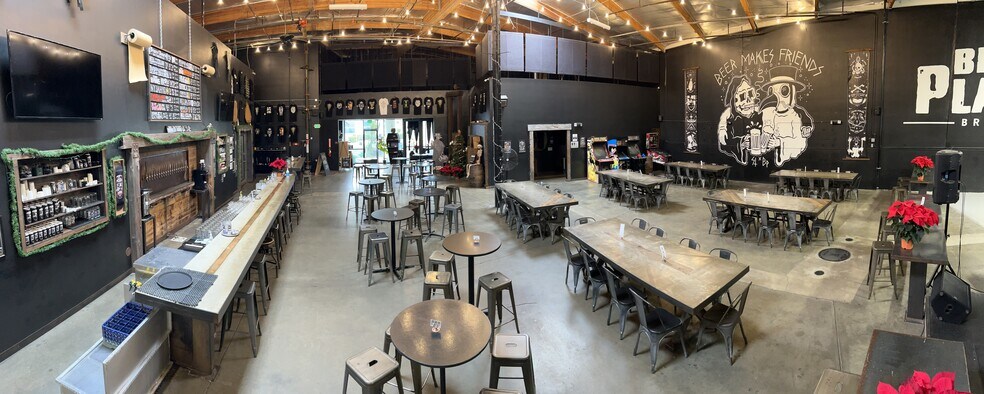 More Photos Of 2550 Jason Ct, Oceanside Manufacturing For Lease