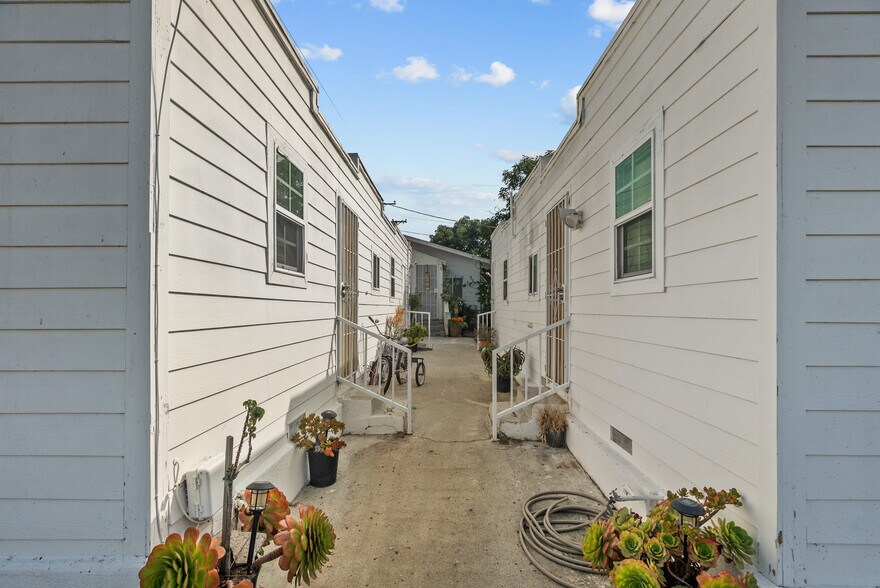 More Photos Of 20414 Kenwood Ave, Torrance Apartments For Sale