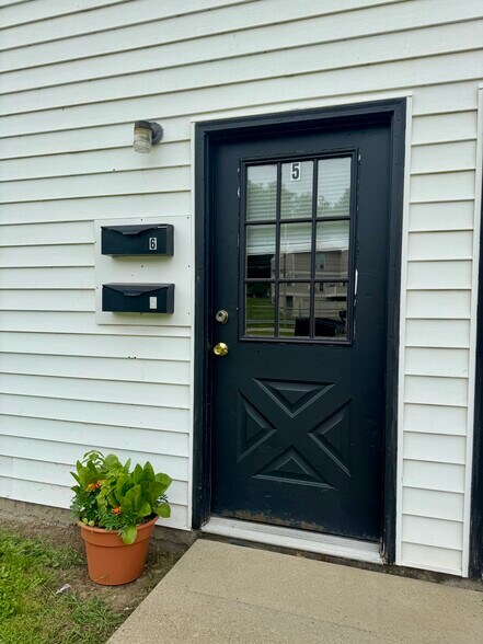 More Photos Of 250 E Water St, Slippery Rock Apartments For Sale