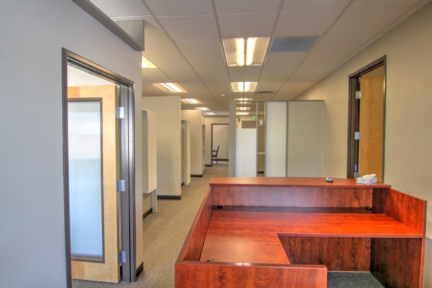 More Photos Of 760 Margrave Dr, Reno Office For Lease