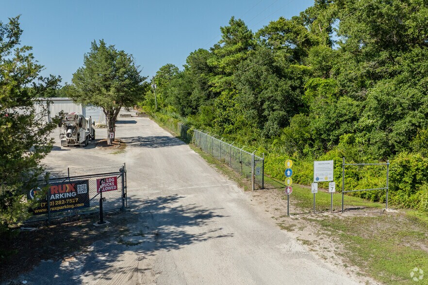 More Photos Of 800 Sunnyvale Dr, Wilmington Land For Lease