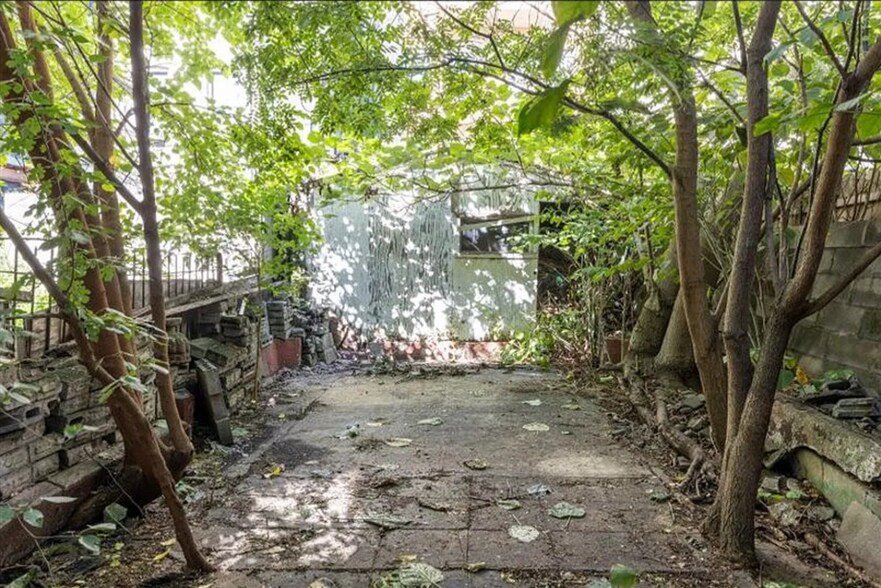 More Photos Of 321 E 116th St, New York Apartments For Sale