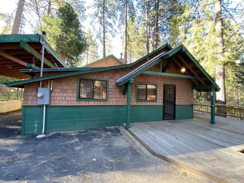 More Photos Of , Idyllwild-Pine Cove Multifamily For Sale