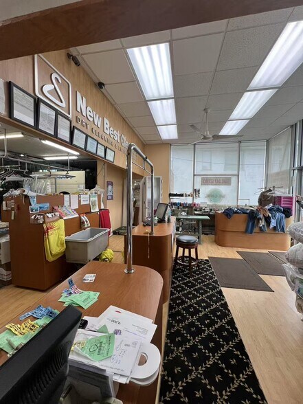 More Photos Of 1502 Main St, Port Jefferson Freestanding For Sale