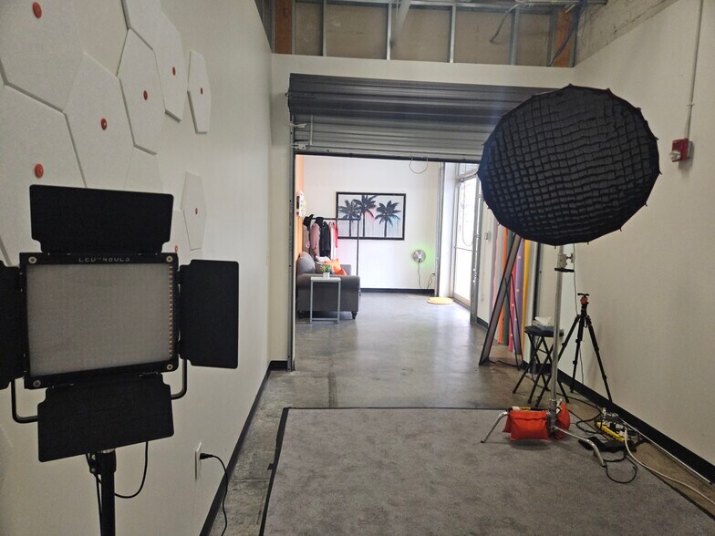 More Photos Of 914 Howell Mill Rd NW, Atlanta Office For Lease