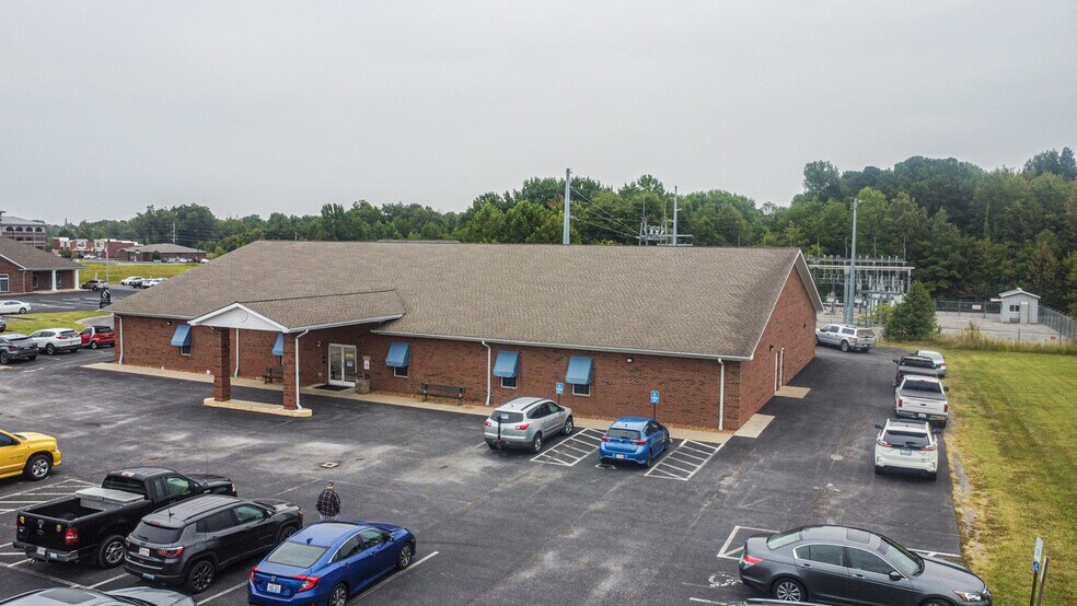 More Photos Of 2620 Perkins Creek Dr, Paducah Office For Sale