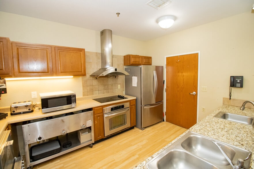 More Photos Of 224 E Central Ave, Andover Rehabilitation Center For Sale