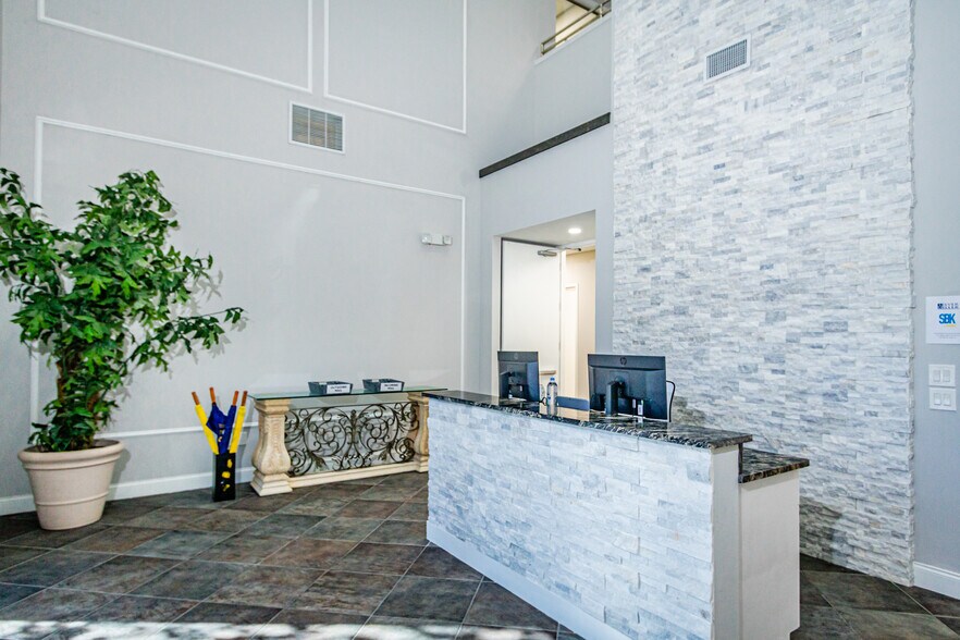 More Photos Of 4450 NW 126th Ave, Coral Springs Warehouse For Lease